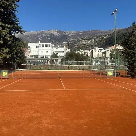 Pretty Near The Sea! Apartment Budva